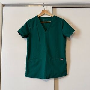 Figs Hunter Green Casma Three-Pocket Scrub Top™